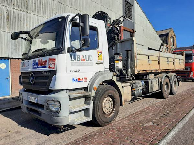 Camion benne Mercedes-Benz 2633 6X4