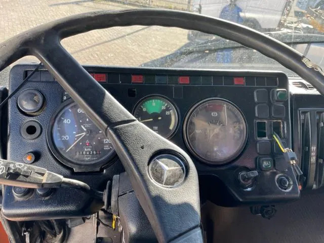 Camion benne Mercedes-Benz AK 2635 6x4 V8