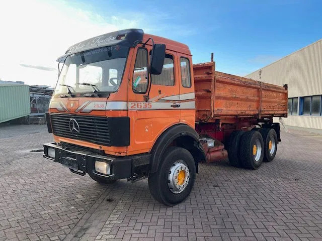 Camion benne Mercedes-Benz AK 2635 6x4 V8
