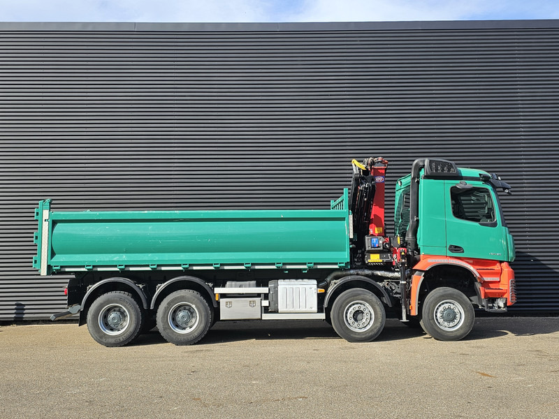 Camion benne Mercedes-Benz AROCS 4145 / 8X6 / TIPPER + HMF CRANE