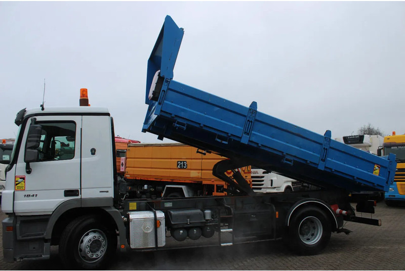 Camion benne Mercedes-Benz Actros 1941 + TIPPER
