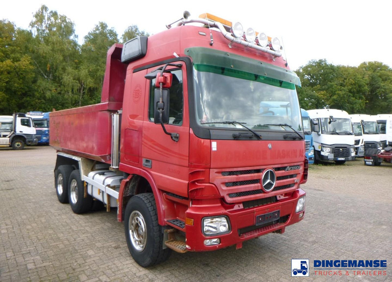 Camion benne Mercedes-Benz Actros 3350 6x4 tipper