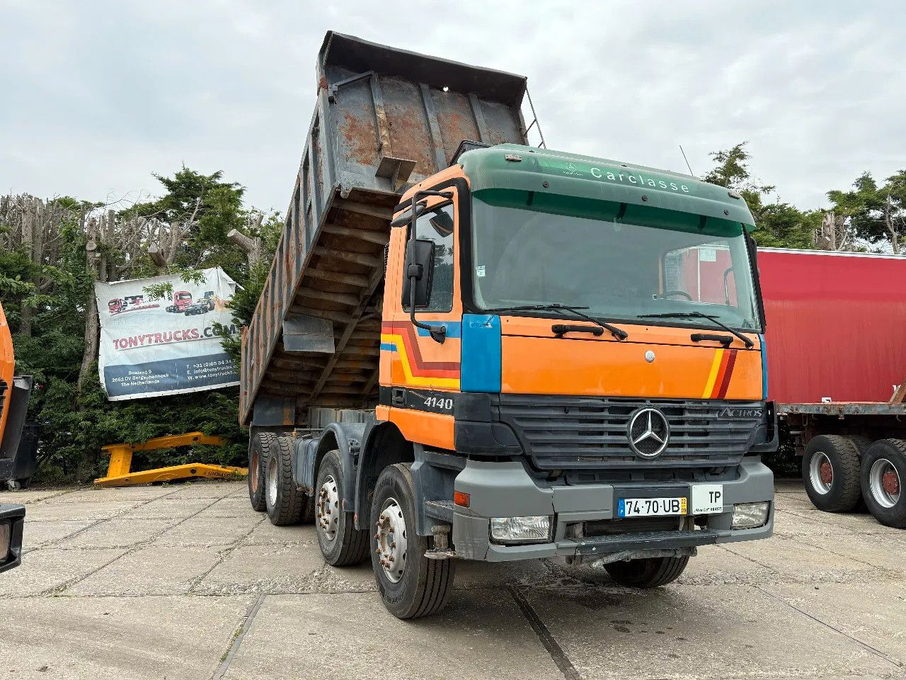 Camion benne Mercedes-Benz Actros 4140 V6 8X4 Tipper Spring/Spring Manual G