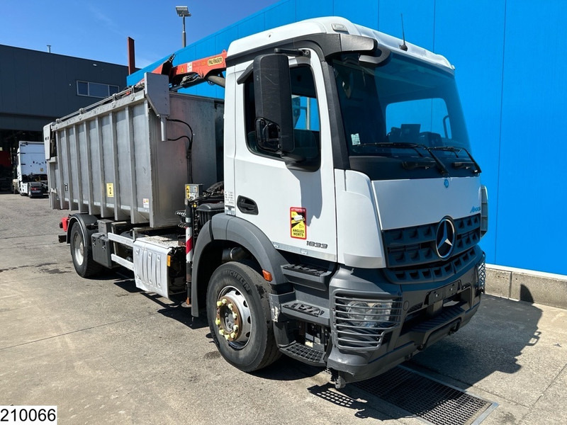 Camion benne Mercedes-Benz Arocs 1833 EURO 6, Kipper, Palfinger
