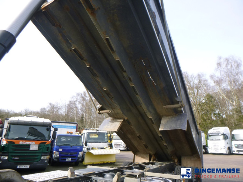 Camion benne Mercedes-Benz Arocs 3246 8x4 RHD tipper