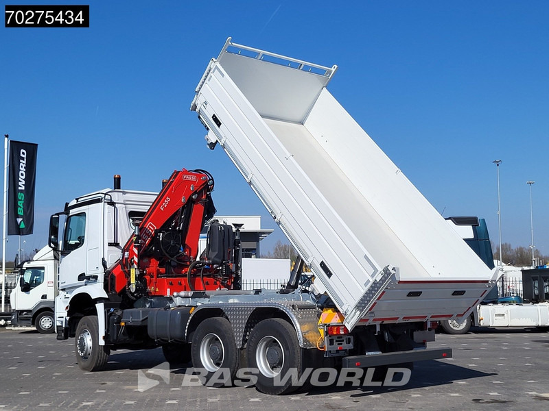 Camion benne Mercedes-Benz Arocs 3348 6X6 Fassi F255A.2.24 xe-dynamic Kran Dreiseitenkipper Navi Euro 6