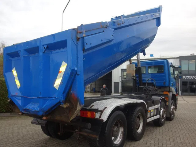 Camion benne Mercedes-Benz Axor 3243 8X4