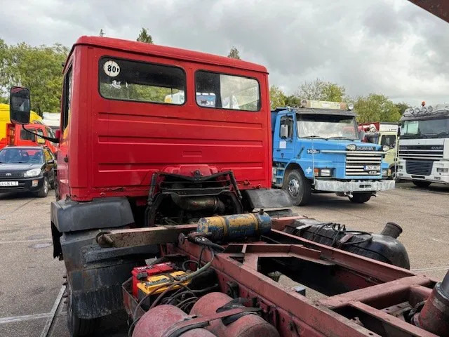 Camion benne Mercedes-Benz LK 814 K 4x2 (6-CILINDER) KIPPER (MANUAL GEARBOX / FULL STEEL SUSPENSION / P.T.O.)