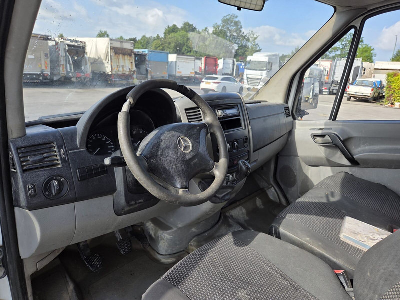 Camion benne Mercedes-Benz Sprinter 511
