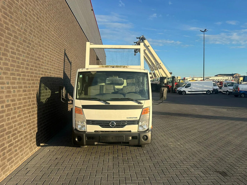 Camion benne Nissan CABSTAR 45.14/KIPPER/TIPPER