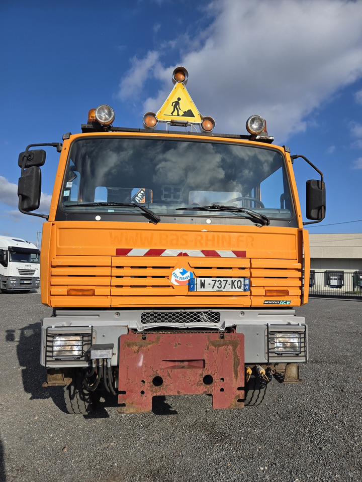 Camion benne Renault G250 4x4