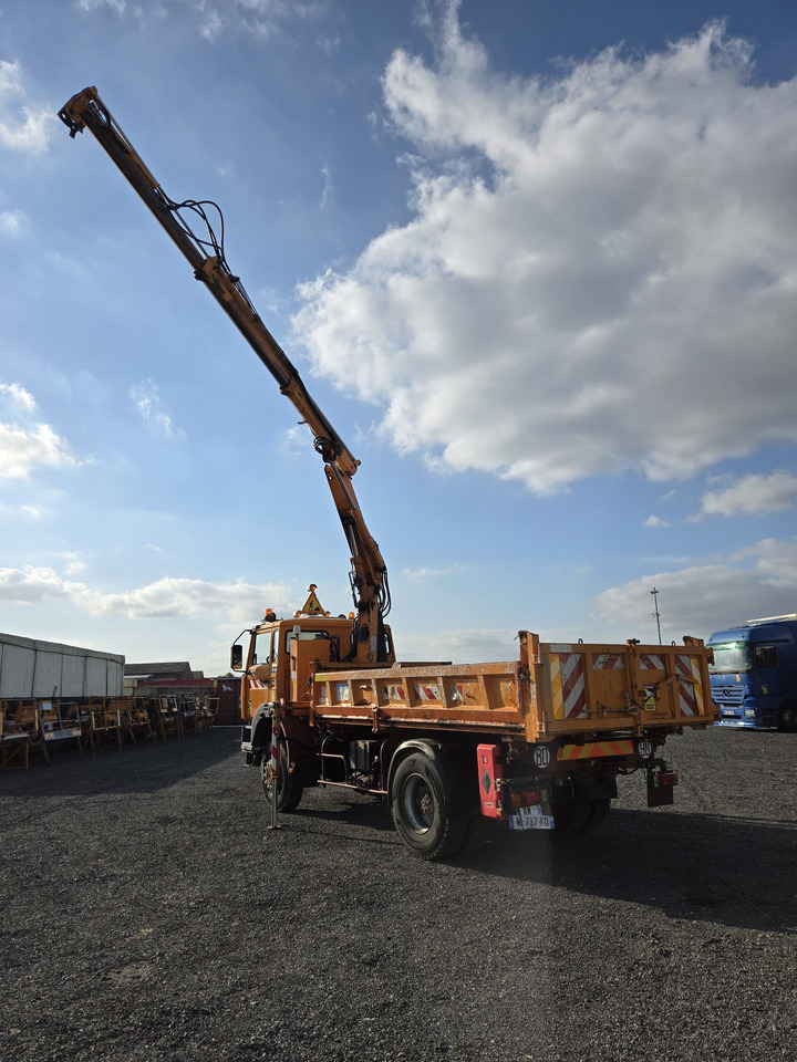 Camion benne Renault G250 4x4