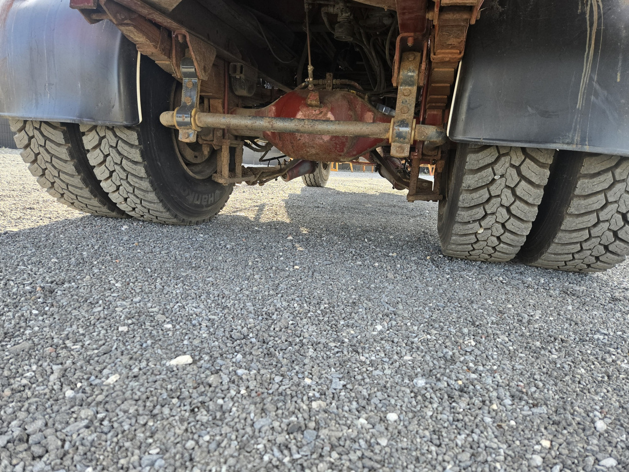 Camion benne Renault G250 4x4