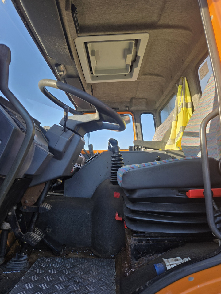 Camion benne Renault G300 / 4x4