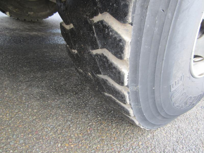 Camion benne Renault Gamme C 380