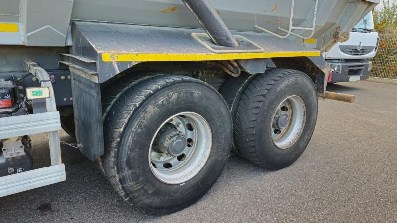 Camion benne Renault Gamme C 450