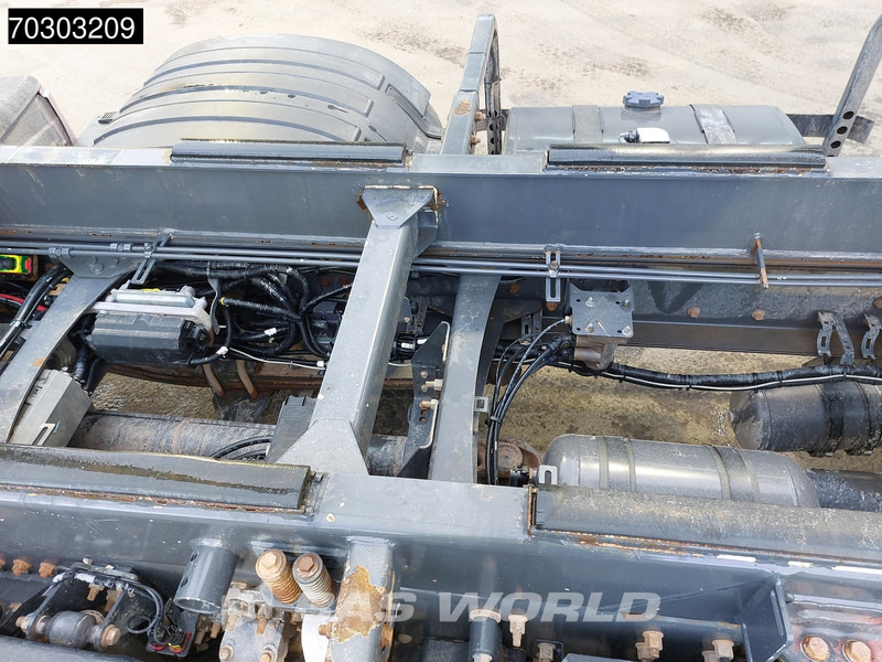 Camion benne Renault K 460 8X4 17m3 Meiller tipper Steel suspension Big-Axle Automatic Euro 6