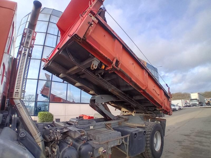Camion benne Renault Kerax