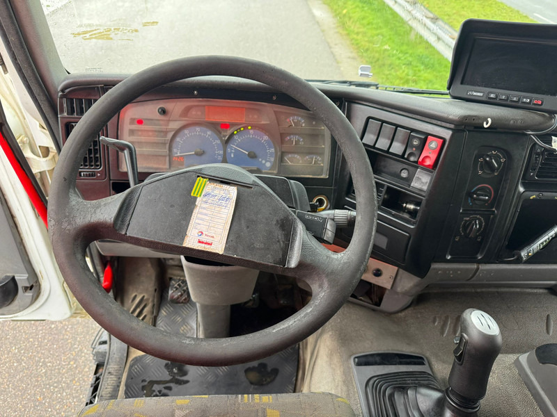Camion benne Renault Kerax 320.26 dCI 6x4 Kipper