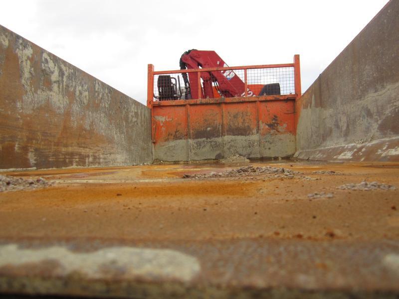 Camion benne Renault Kerax 320 DCI