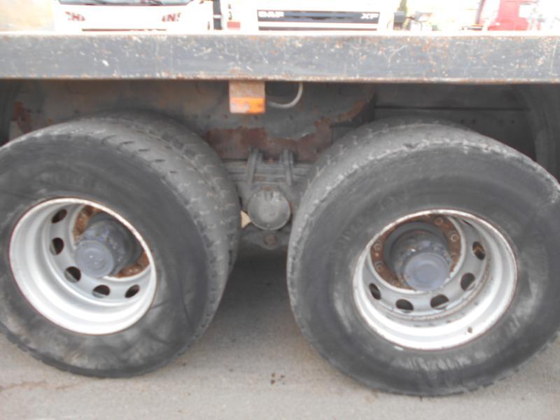 Camion benne Renault Kerax 370