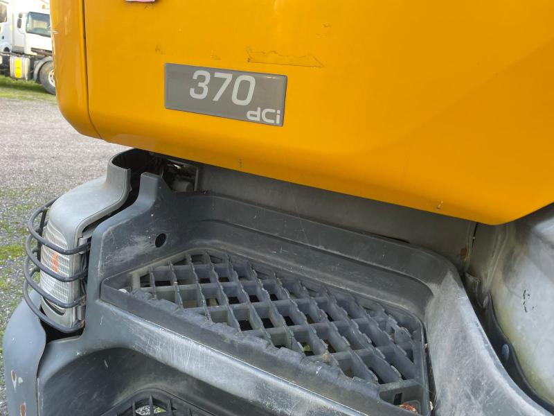 Camion benne Renault Kerax 370 DCI