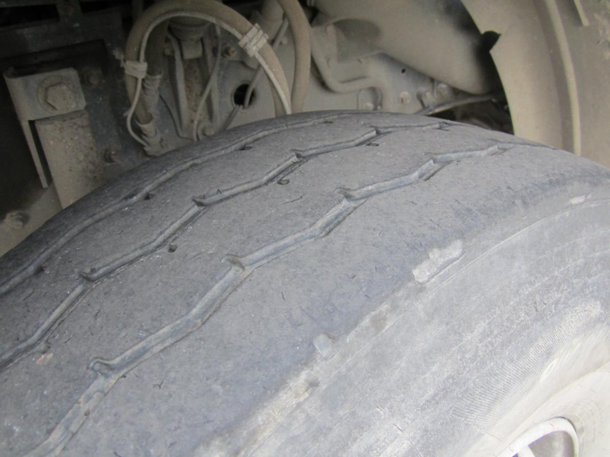 Camion benne Renault Kerax 370 DXI