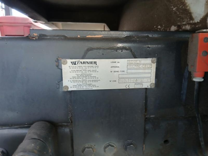 Camion benne Renault Kerax 380 DXI