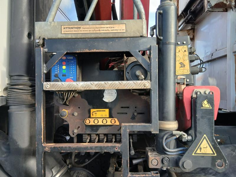 Camion benne Renault Kerax 380 DXI