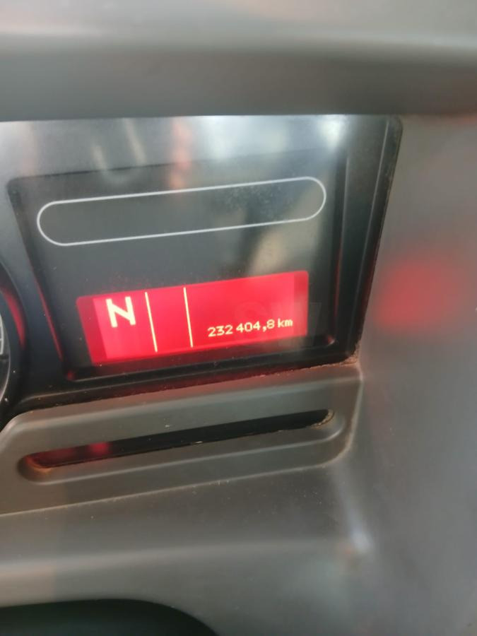 Camion benne Renault Kerax 380 DXI