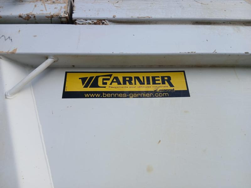 Camion benne Renault Kerax 380 DXI