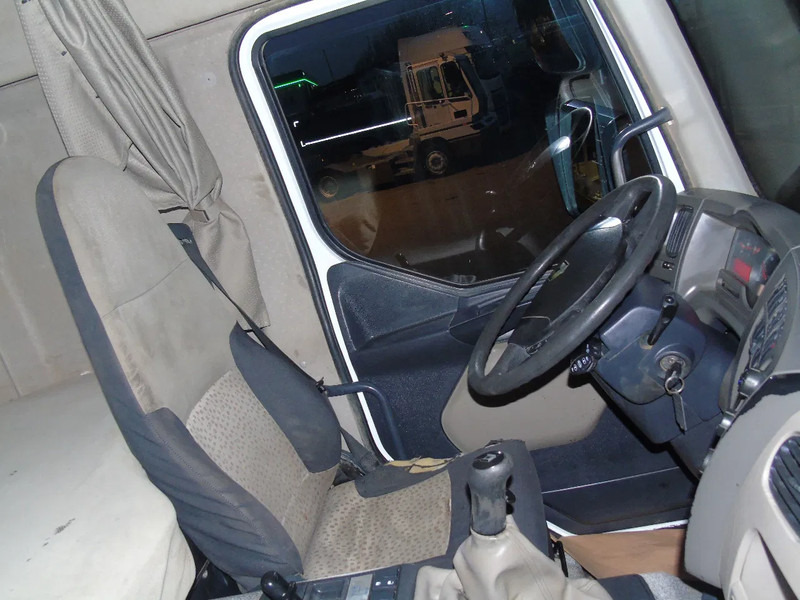 Camion benne Renault Kerax 410DXI + 8X4 + MANUAL + SPRING