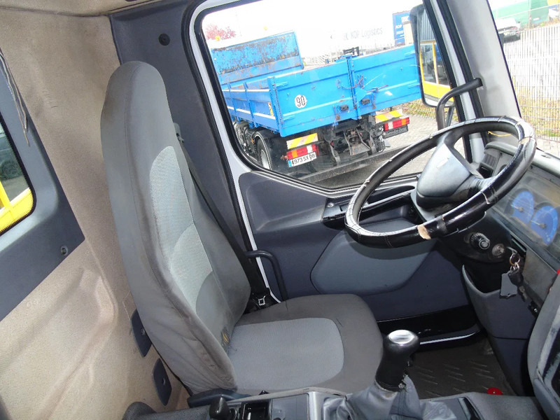 Camion benne Renault Kerax 420 DCI + MANUAL + SPRING + 6X4 + PERFECT