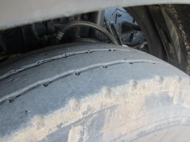 Camion benne Renault Kerax 480 DXI