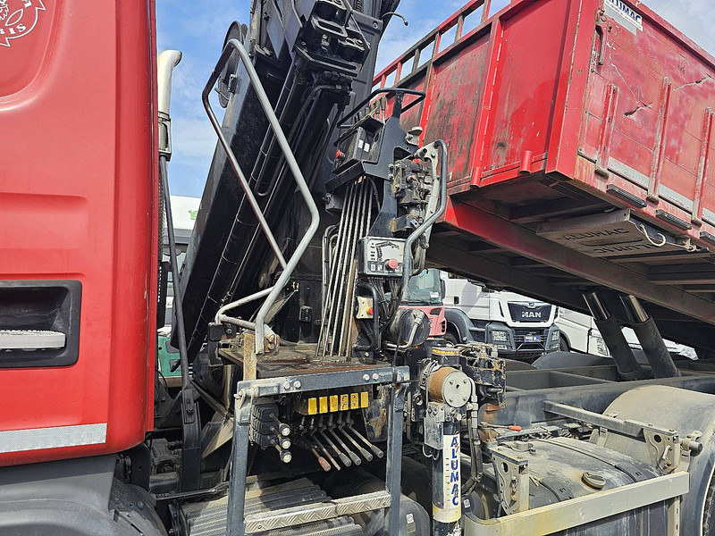 Camion benne Scania G400 8X4*4 HIAB 211EP-3