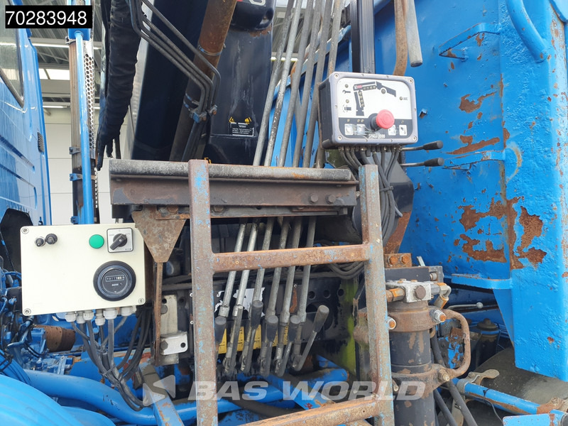 Camion benne Scania G420 8X4 15m3 tipper Hiab 144 Crane Steelsuspension Manual Big-Axle Euro 3