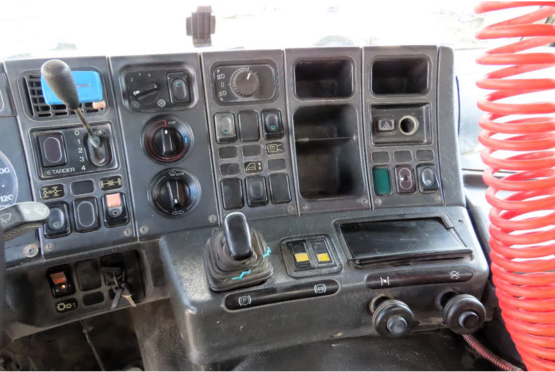 Camion benne Scania P113-360 8x4 FULL SPRING! SUPER CONDITION!