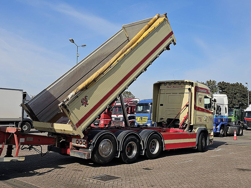 Camion benne Scania R580 8X4 COMBI SPECIAL