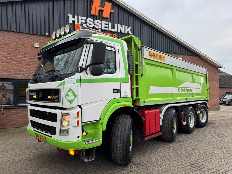 Camion benne Terberg FM 2000 8X8 21m3 Isolated Hardox Manual gearbox NL truck