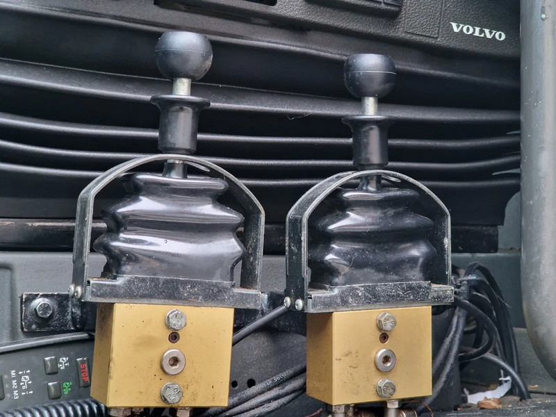 Camion benne Volvo FH 13.500 8x4*4 - Kipper 2 seiten kipper - Full air - Steering axle - Euro 6 - I shift