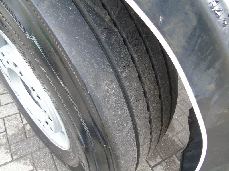 Camion benne Volvo FH 500 + 8X4 + SPRING + EURO 5 + RETARDER