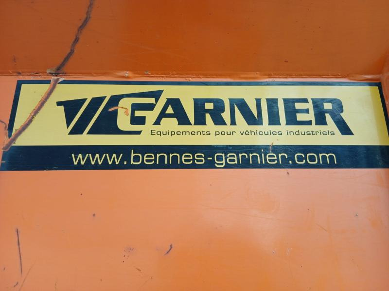 Camion benne Volvo FL 614