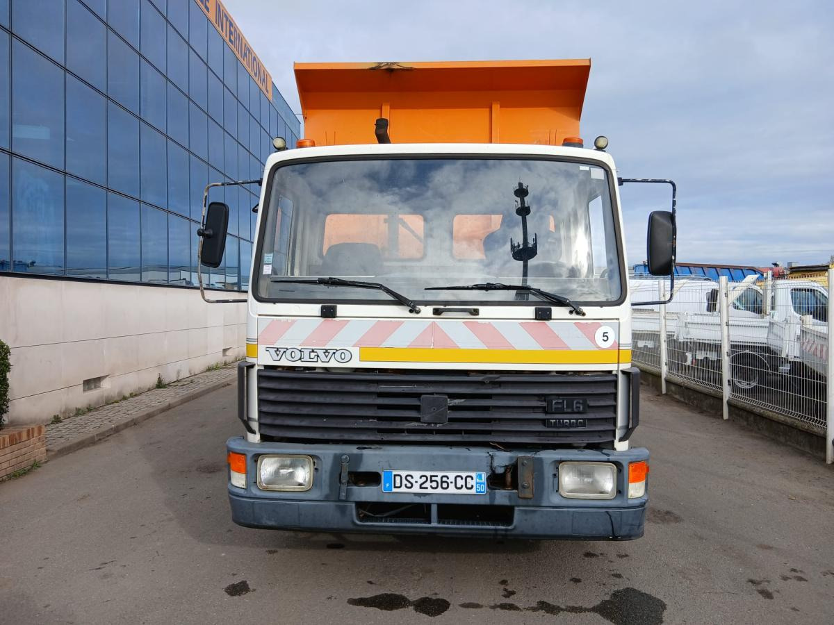 Camion benne Volvo FL 614