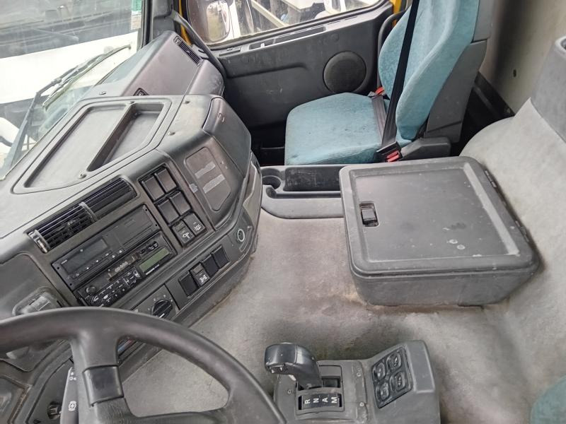 Camion benne Volvo FM12 380
