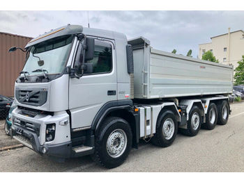 Camion benne Volvo FMX-500. 10x4R
