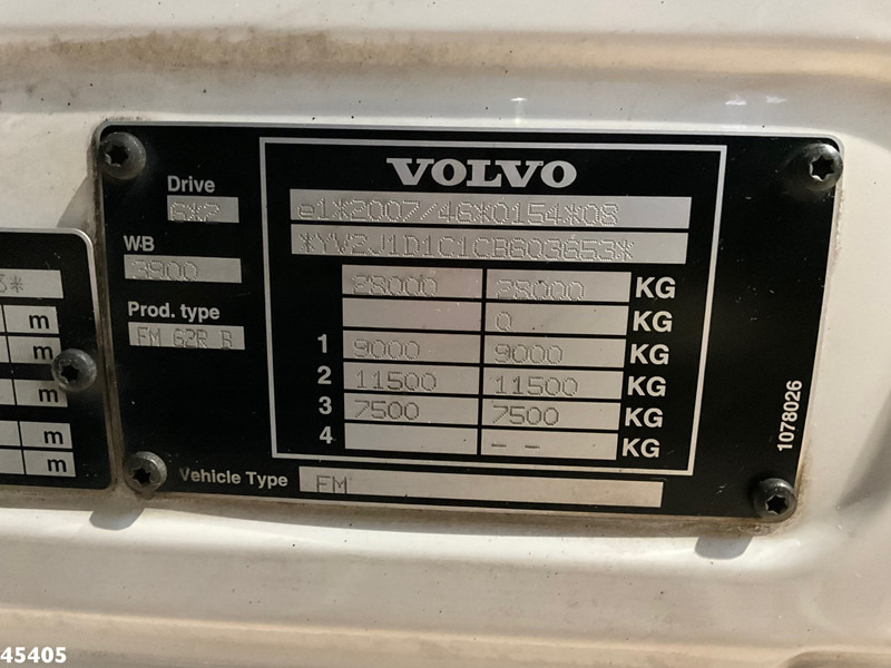 Camion benne Volvo FM 330 HMF 16 Tonmeter Z-kraan