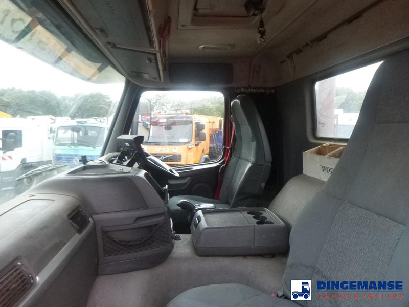 Camion benne Volvo FM 410 8x4 RHD steel tipper 16.6 m3