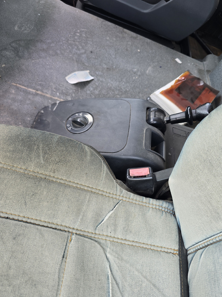 Camion citerne MAN TGA 26-320