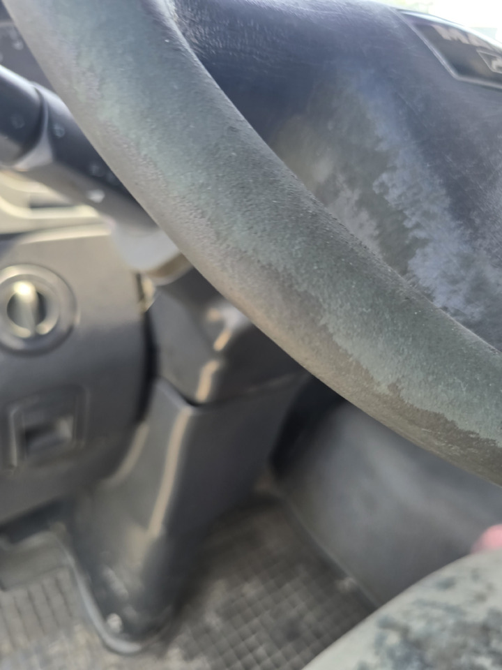 Camion citerne MAN TGA 26-320