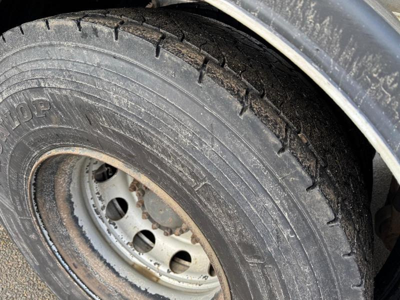 Camion citerne Renault Premium 370 DXI